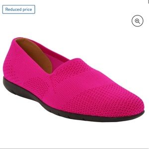 Comfortview Tessa Vivid Pink Stretchy Knit Shoes
